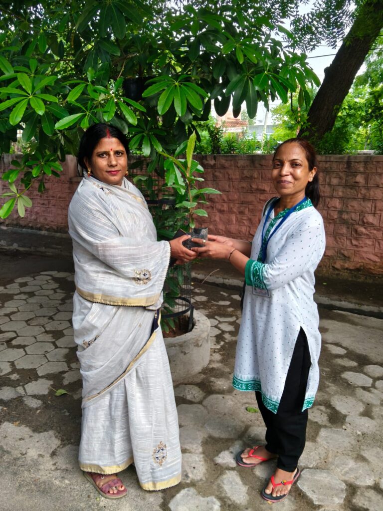 img-20250826-wa00161756212451